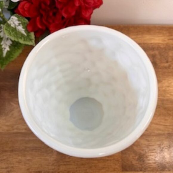 Vintage E.O. Brody Milk Glass Vase White Textured Hobnail Pedestal Cleveland USA - Picture 5 of 6